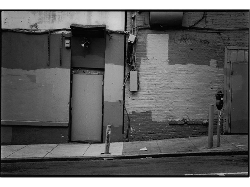 DOOR